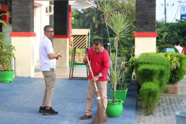 Samsat Sungailiat Kerja Bakti Utk Negeri 