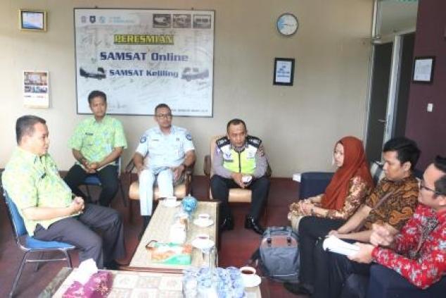 Survey Hasil Reformasi Birokrasi dari BPS Babel ke Samsat Sungailiat, Kamis, 29 Agustus 2019