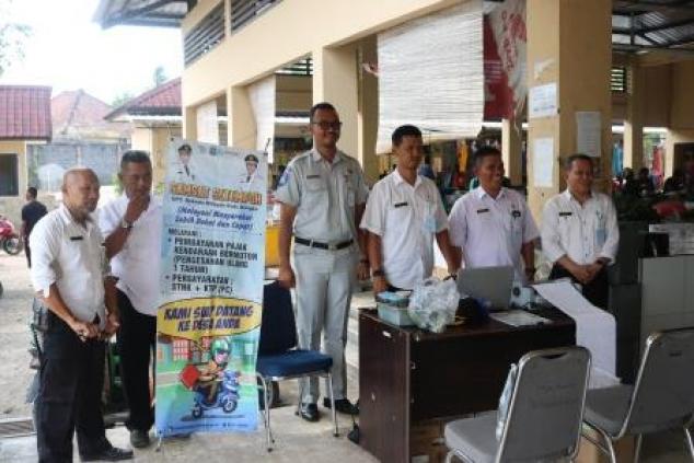 Kegiatan Samsat Setempoh Di Pasar Air Kenanga Sungailiat Bangka Dalam Rangka Pembangunan ZI Menuju WBK & WBBM, Rabu, 16 Oktober 2019