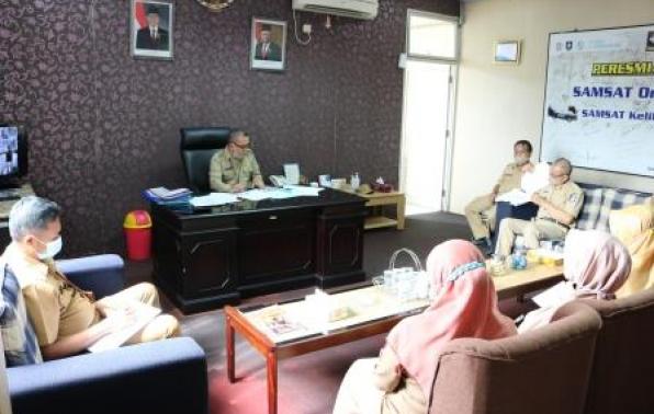 Kepala UPT.Bakuda Provinsi Kepulauan Bangka Belitung Wilayah Kabupaten Bangka, Yeri,S,Sos Memimpin Kegiatan Rapat Pembaungunan ZI WBK Dan WBBM Di Ruang Kepala UPT.Bakuda Provinsi Kepulauan Bangka Belitung Wilayah Kabupaten Bangka