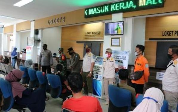 Sosialisasi Penerapan Aturan Keprotokolan Kesehatan Satgas COVID-19 Kabupaten Bangka Di Ruang Pelayanan Pada UPT.Bakuda Provinsi Kepulauan Bangka Belitung Wilayah Kabupaten Bangka, Kamis, 17 Desember 2020