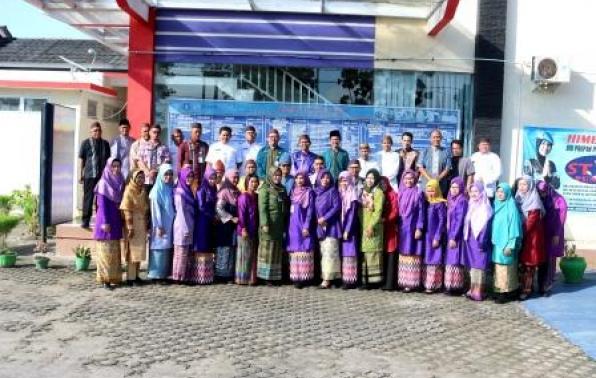 ASN Samsat Sungailiat Meriahkan HUT Provinsi Kepulauan Bangka Belitung yang ke-19"Babel Bersholawat" di Samsat Sungailiat, Kamis, 21 November 2019