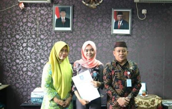 Kepala UPT.Bakuda Babel Wil.Kab.Bangka, Yeri, S,Sos Menerima Mahasiswa STISIPOL Pahlawan 12 Bangka Untuk Melaksanakan Kegiatan Kuliah Kerja Komunikasi Di UPT.Bakuda Babel Wilayah Kabupaten Bangka, Kamis, 27 Feruari 2020 