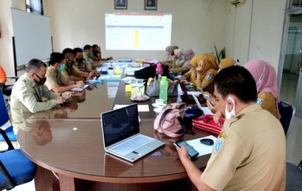 Kepala UPT.Bakuda Babel Wilayah Kabupaten Bangka, Yeri, S,Sos Memimpin Rapat Koordinasi Tim Penilai Intern Inspektorat Provinsi Kepulauan Babel Dalam Pengisian LKE Pembangunan ZI Menuju WBK Dan WBBM Pada UPT.Bakuda Babel Wlayah Kabupaten Bangka, Senin, 13 Juli 2020